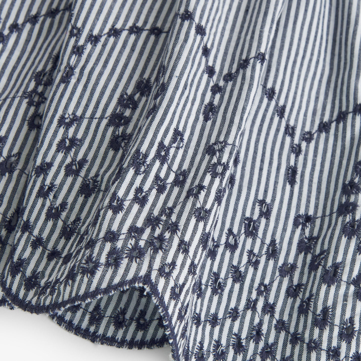 Pantaloncini in popeline a strisce da bambina