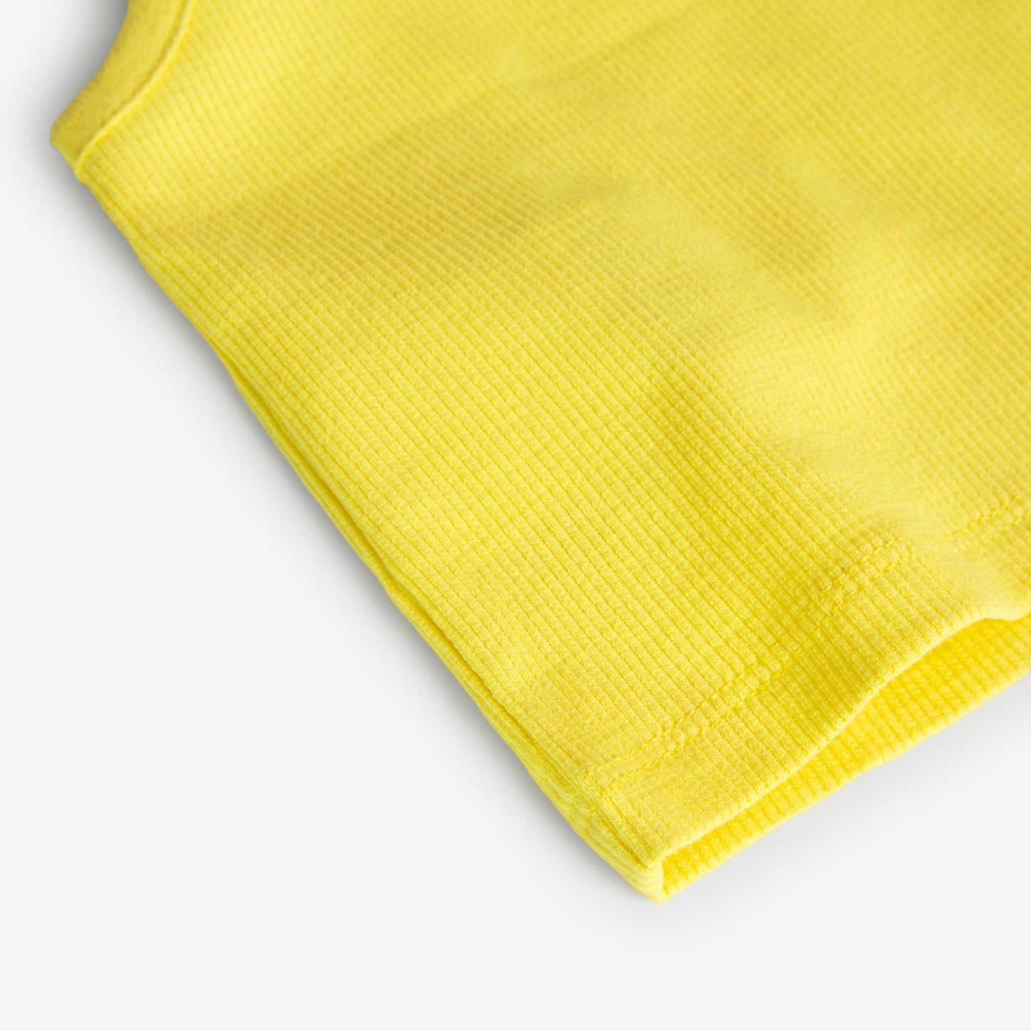 Top a costine giallo