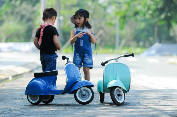 Ambosstoys - PRIMO Scooter cavalcabile artigianale in metallo - colore turchese